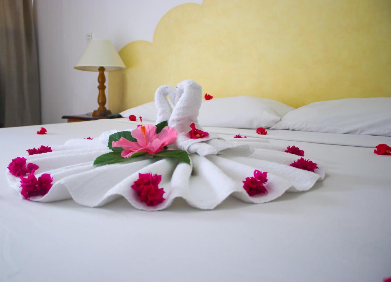 Van Villa Guesthouse Negril Ngoại thất bức ảnh