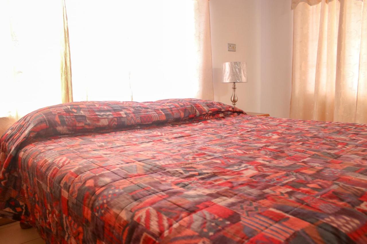 Van Villa Guesthouse Negril Ngoại thất bức ảnh